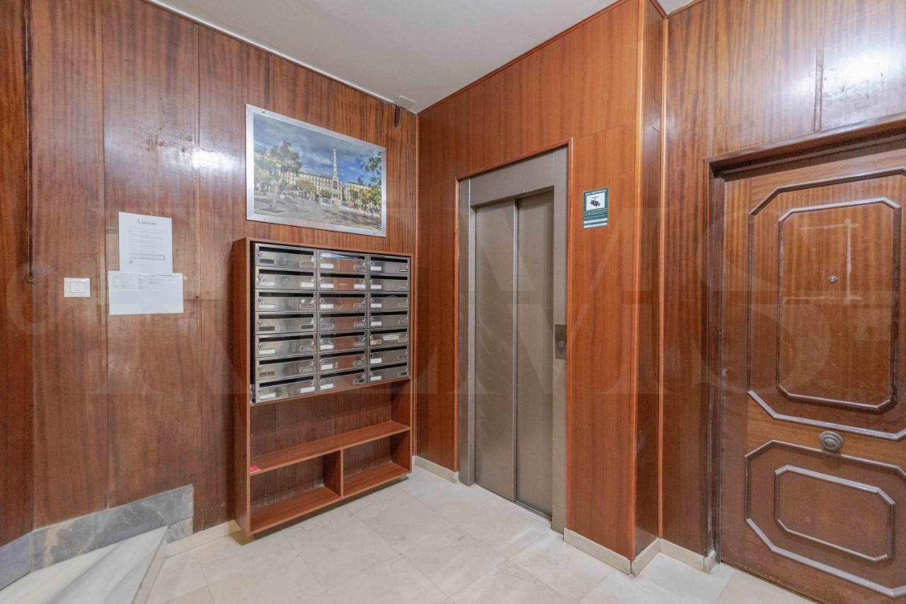 Cosy Flat With Private Balcony - Historic Center By Rems Appartement Málaga Buitenkant foto