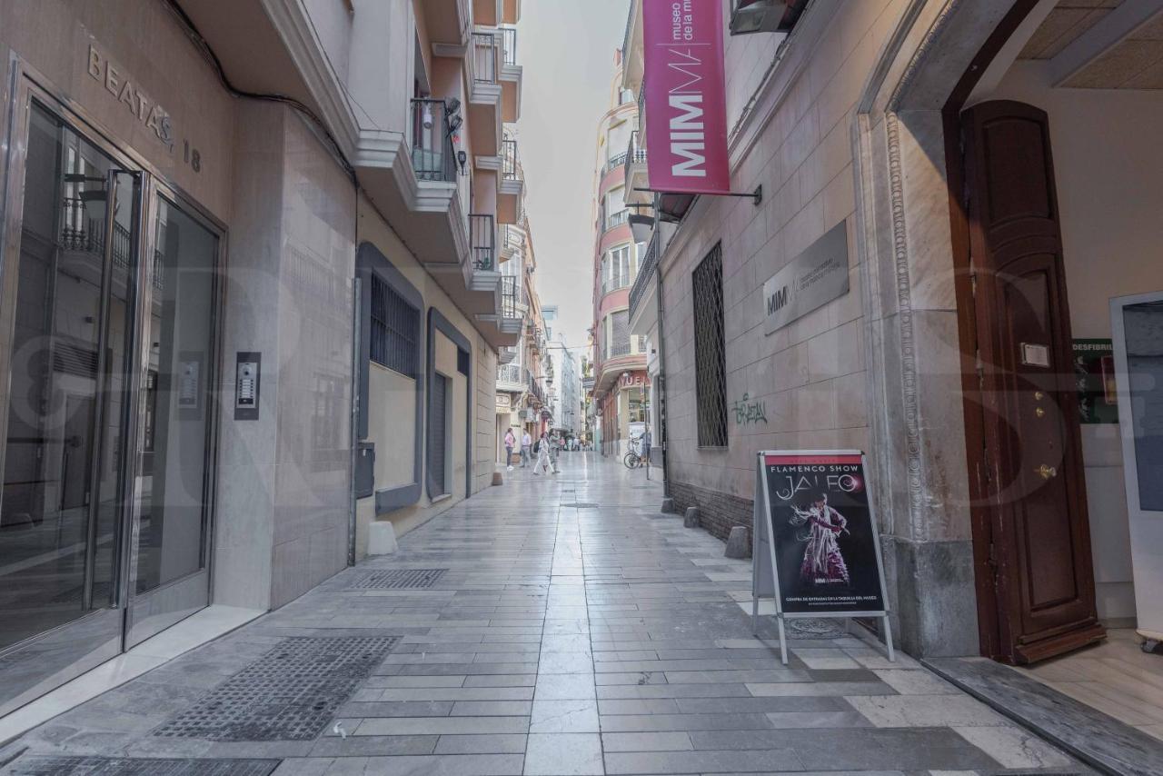 Cosy Flat With Private Balcony - Historic Center By Rems Appartement Málaga Buitenkant foto