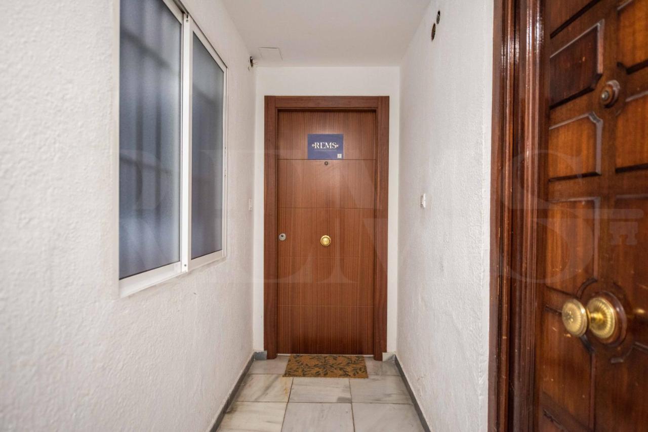 Cosy Flat With Private Balcony - Historic Center By Rems Appartement Málaga Buitenkant foto
